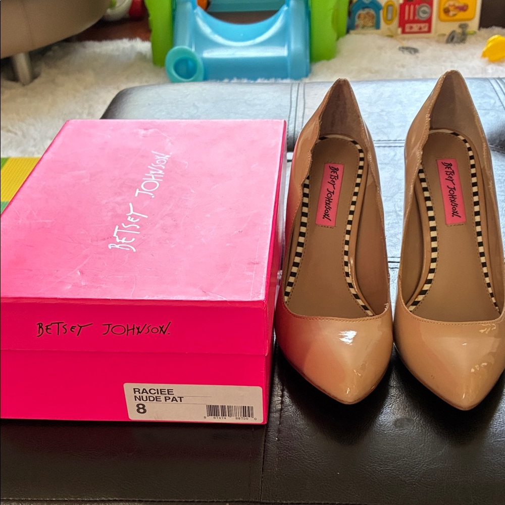 Betsey Johnson Nude Patent Heels